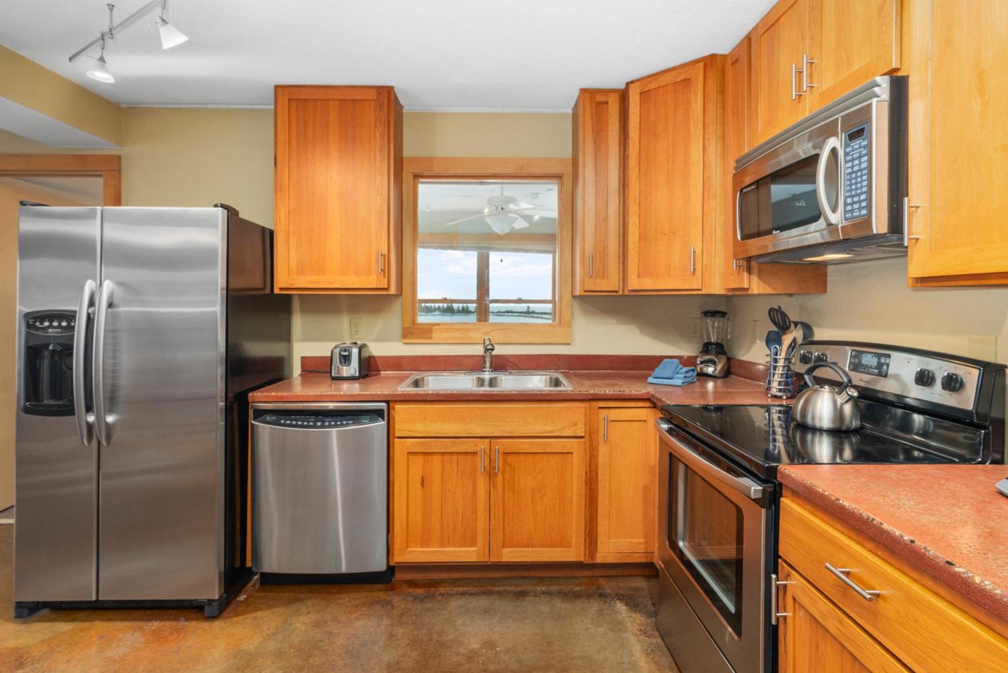 East Bay Suites Grand Marais Eksteriør billede