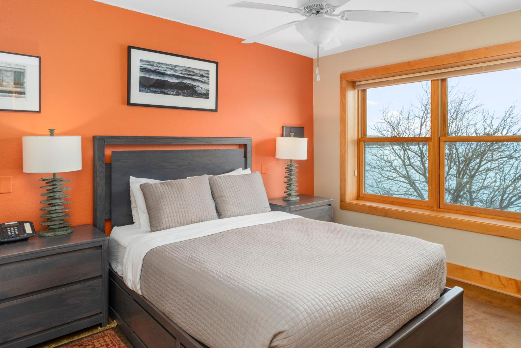 East Bay Suites Grand Marais Eksteriør billede