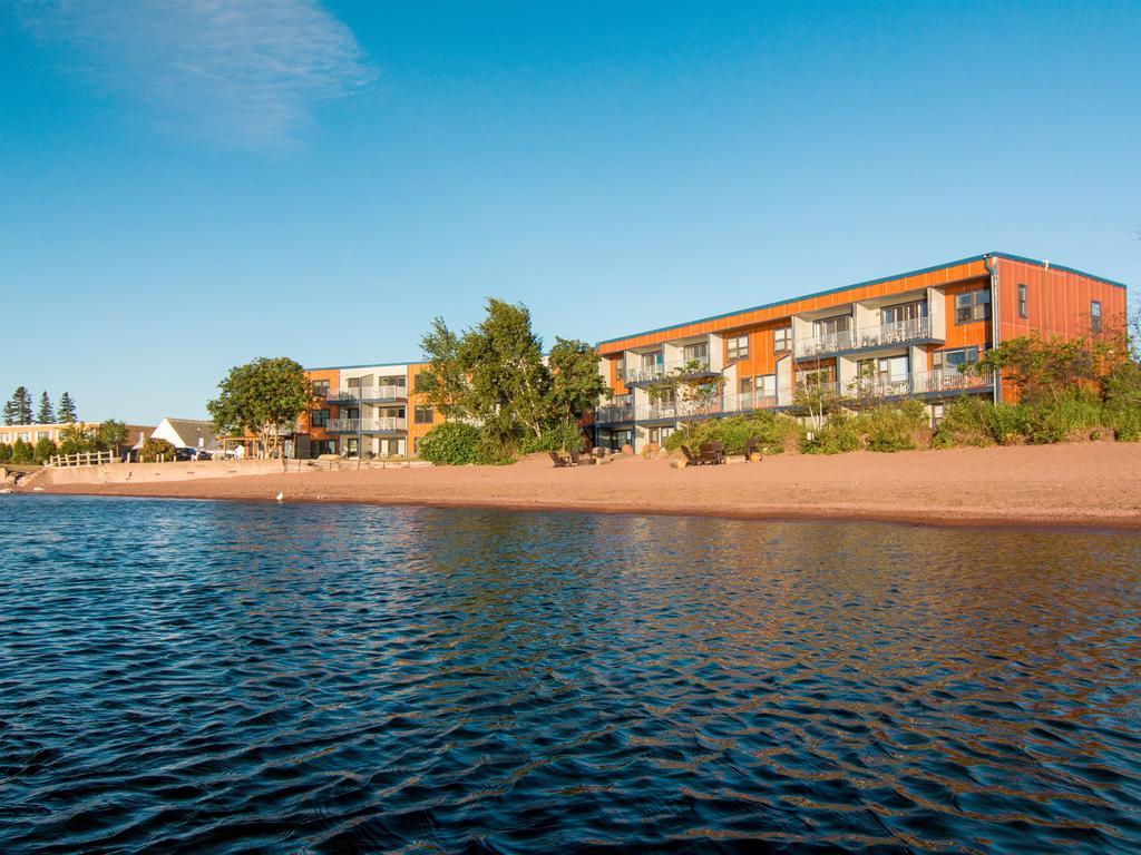 East Bay Suites Grand Marais Eksteriør billede